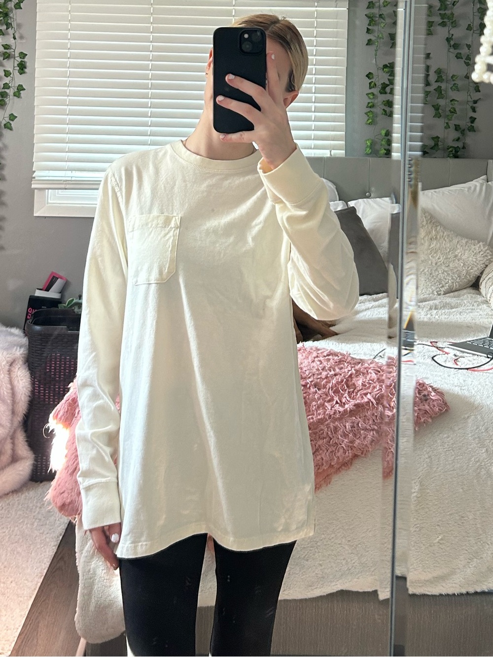 Goodfellow & Co Cream Long-Sleeve Pocket Tee